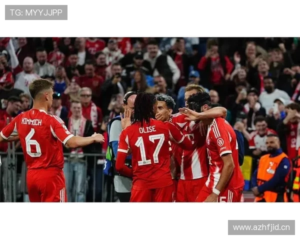 拜仁防线站位混乱、回防脱节,表面稳固难掩隐患