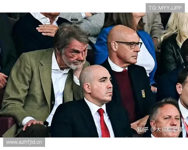 曼联防线失误频现引发争议，稳定性问题已对关键战表现形成影响